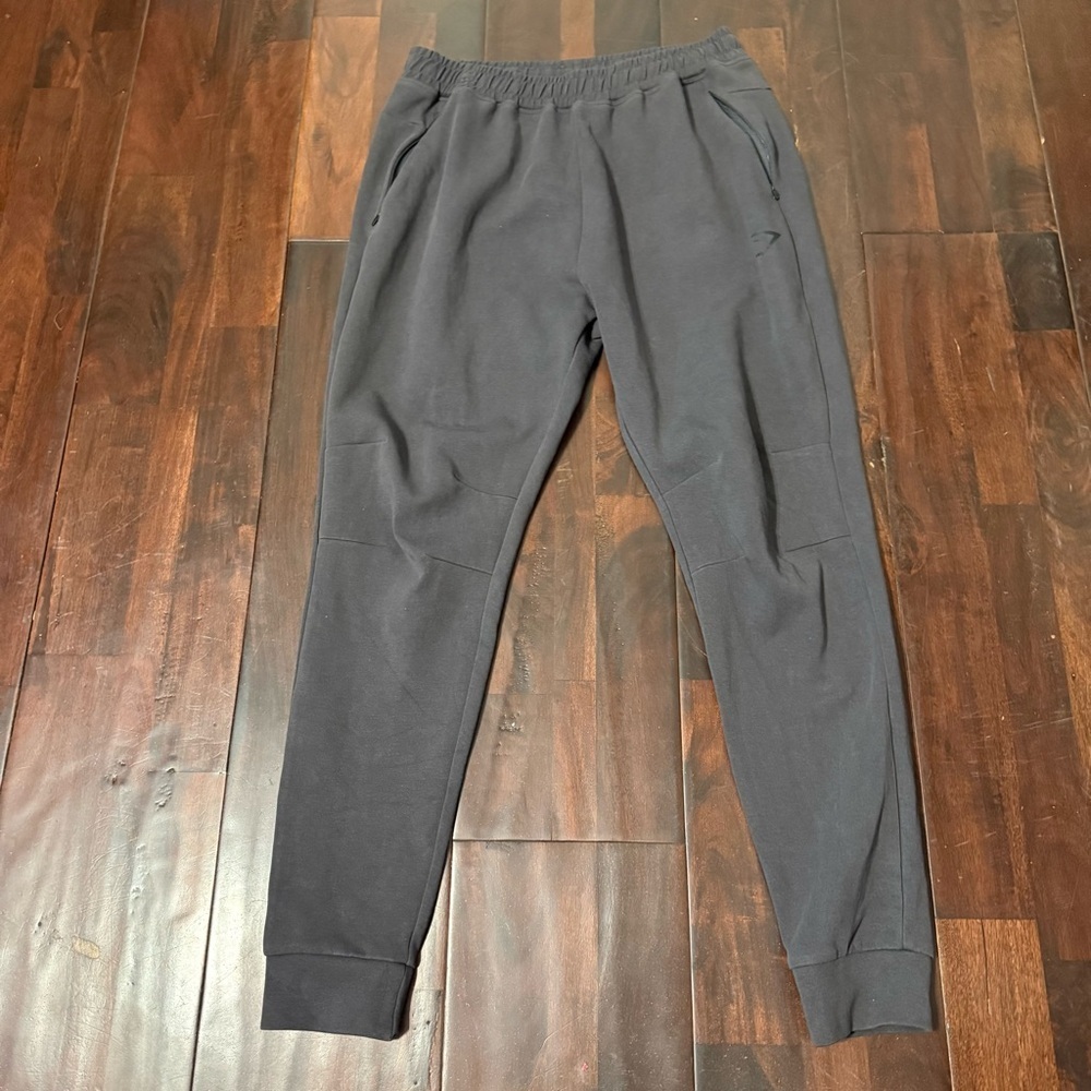 Gymshark Dark Gray Joggers Men’s Size Medium